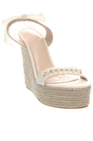 Sandály Unbranded, Velikost 42, Barva Krémová, Cena  809,00 Kč