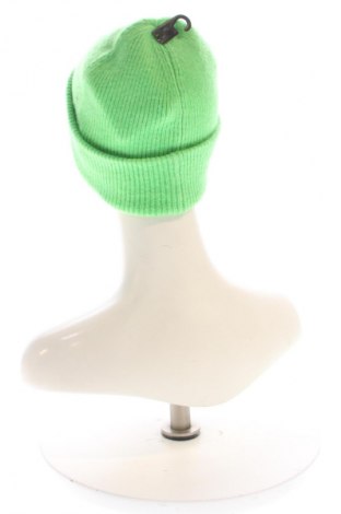 Шапка Monki, Цвят Зелен, Цена 10,73 €