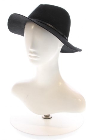 Шапка Parfois, Цвят Черен, Цена 9,20 €