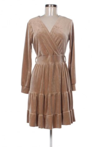 Sarafan Unbranded, Mărime M, Culoare Bej, Preț 104,26 Lei