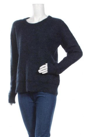 Дамски пуловер By Malene Birger, Размер XL, Цвят Син, 34% вълна, 34% мохер, 27% полиамид, 5% еластан, Цена 107,10 лв.