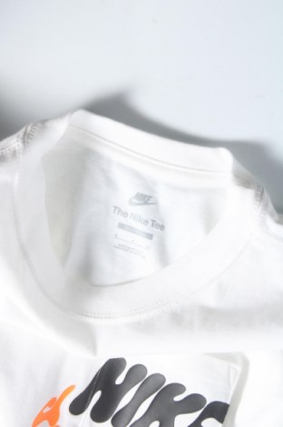 Мъжка тениска Nike, Размер S, Цвят Бял, Памук, Цена 48,00 лв.