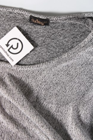 Γυναικεία μπλούζα Audrey 3+1, Μέγεθος M, Χρώμα Γκρί, Τιμή 7,67 €