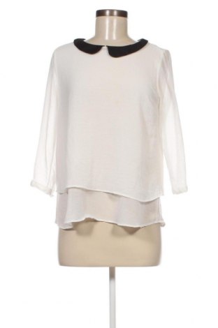 Γυναικεία μπλούζα Bershka, Μέγεθος L, Χρώμα Λευκό, Τιμή 3,88 €