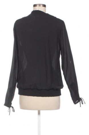 Дамска блуза CoolCat, Размер M, Цвят Черен, Цена 4,32 лв.