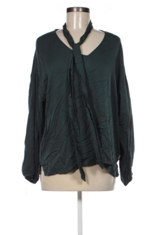 Γυναικεία μπλούζα Diverse, Μέγεθος XS, Χρώμα Πράσινο, Τιμή 4,15 €