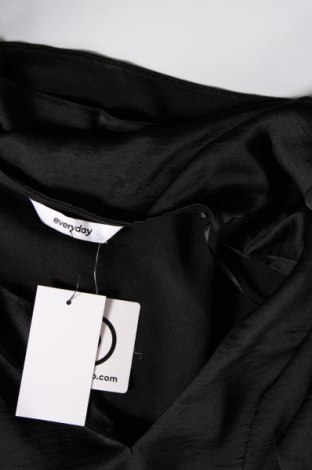 Damen Shirt Every Day, Größe XL, Farbe Schwarz, Preis 6,39 €