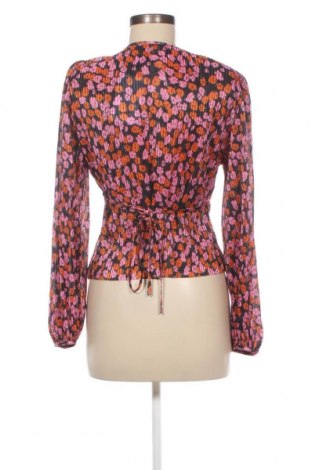 Γυναικεία μπλούζα Ichi, Μέγεθος XS, Χρώμα Πολύχρωμο, Τιμή 4,08 €