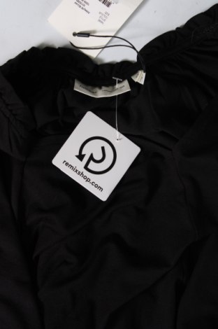 Дамска блуза In Wear, Размер XS, Цвят Черен, Цена 15,30 лв.