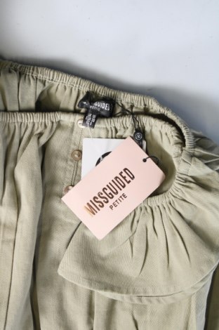 Damen Shirt Missguided, Größe M, Farbe Grün, Preis 4,95 €