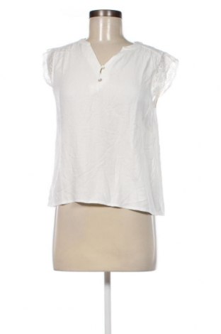 Дамска блуза ONLY, Размер S, Цвят Бял, Цена 10,40 лв.