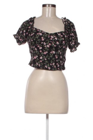 Γυναικεία μπλούζα ONLY, Μέγεθος S, Χρώμα Πολύχρωμο, Τιμή 4,95 €