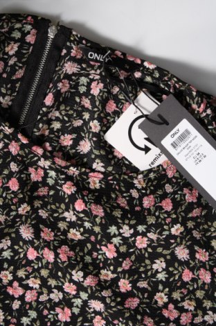 Γυναικεία μπλούζα ONLY, Μέγεθος XS, Χρώμα Πολύχρωμο, Τιμή 5,98 €