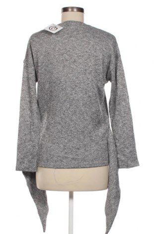 Γυναικεία μπλούζα Pull&Bear, Μέγεθος M, Χρώμα Γκρί, Τιμή 2,72 €