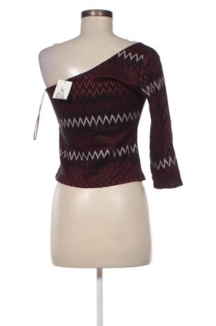 Γυναικεία μπλούζα Pull&Bear, Μέγεθος XL, Χρώμα Πολύχρωμο, Τιμή 2,72 €