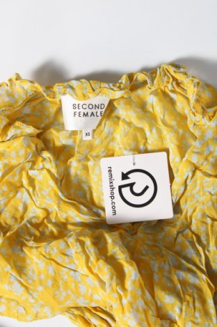 Γυναικεία μπλούζα Second Female, Μέγεθος XS, Χρώμα Κίτρινο, Τιμή 2,31 €