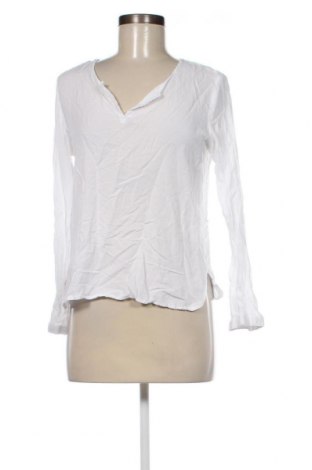 Γυναικεία μπλούζα Stitch & Soul, Μέγεθος M, Χρώμα Λευκό, Τιμή 2,35 €