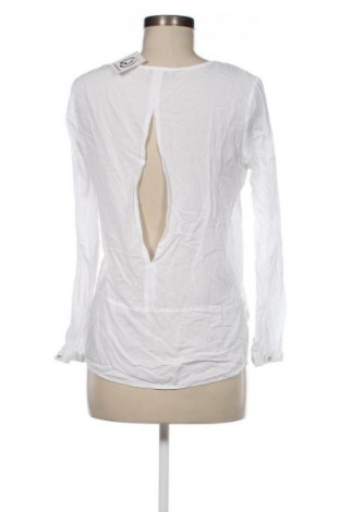Γυναικεία μπλούζα Stitch & Soul, Μέγεθος M, Χρώμα Λευκό, Τιμή 11,75 €
