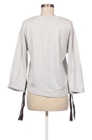 Damen Shirt Stradivarius, Größe M, Farbe Grau, Preis € 3,04