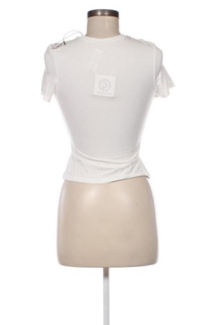 Дамска блуза UGG Australia, Размер M, Цвят Бял, Цена 55,35 лв.