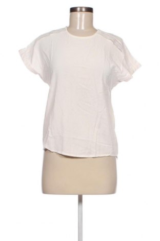 Дамска блуза Vero Moda, Размер XS, Цвят Екрю, Цена 40,00 лв.