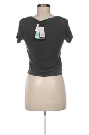 Дамска блуза Zign, Размер XS, Цвят Зелен, Цена 9,36 лв.