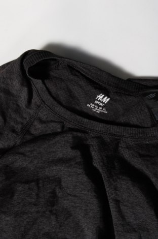 Dámske športové tričko H&M Sport, Veľkosť XL, Farba Sivá, Cena  1,94 €