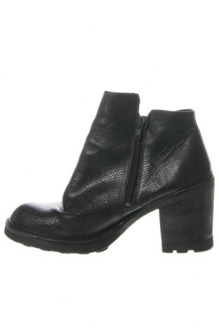 Dámské boty  Bronx, Velikost 40, Barva Černá, Cena  1 176,00 Kč