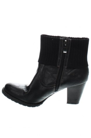 Dámské boty  Graceland, Velikost 39, Barva Černá, Cena  161,00 Kč