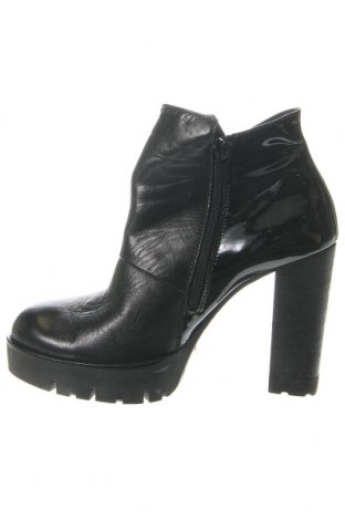 Dámské boty  Paul Green, Velikost 36, Barva Černá, Cena  377,00 Kč