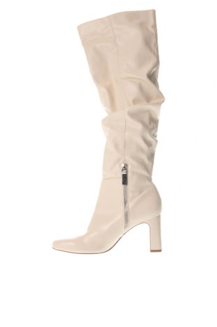 Γυναικείες μπότες Bershka, Μέγεθος 38, Χρώμα Εκρού, Τιμή 30,68 €