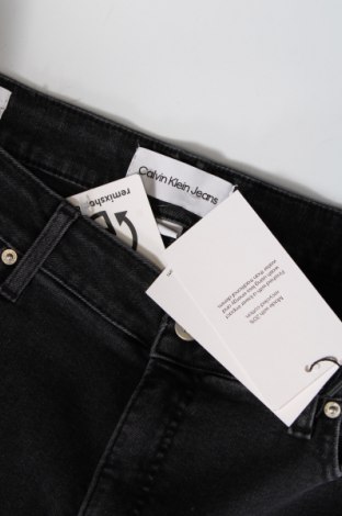 Damskie jeansy Calvin Klein Jeans, Rozmiar XL, Kolor Czarny, Cena 362,50 zł