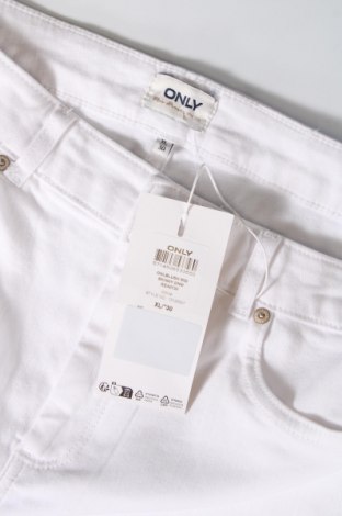 Damskie jeansy ONLY, Rozmiar XL, Kolor Biały, Cena 56,19 zł