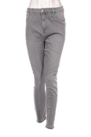 Γυναικείο Τζίν Primark, Μέγεθος XL, Χρώμα Γκρί, Τιμή 5,92 €