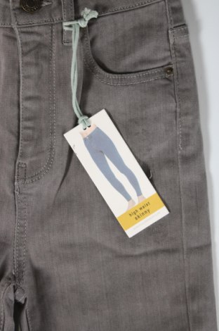 Damskie jeansy Pull&Bear, Rozmiar XXS, Kolor Szary, Cena 34,33 zł