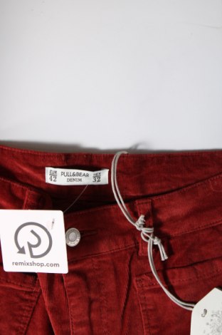Pantaloni de velvet de femei Pull&Bear, Mărime L, Culoare Roșu, Preț 51,45 Lei