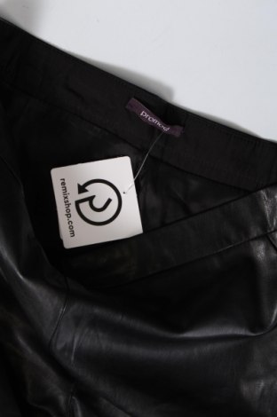 Γυναικείο κοντό δερμάτινο παντελόνι Promod, Μέγεθος M, Χρώμα Μαύρο, Τιμή 2,82 €