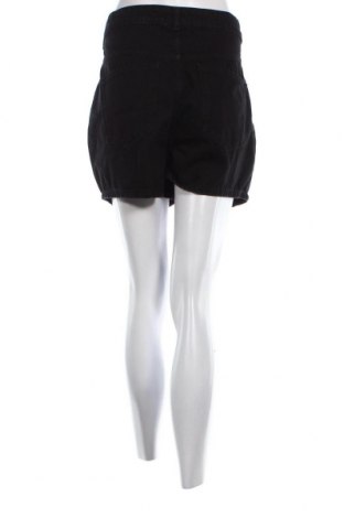 Damen Shorts A Lot Less x About You, Größe XXL, Farbe Schwarz, Preis 52,58 €