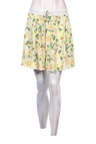Γυναικείο κοντό παντελόνι Boohoo, Μέγεθος L, Χρώμα Πολύχρωμο, Τιμή 7,19 €