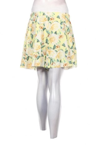 Γυναικείο κοντό παντελόνι Boohoo, Μέγεθος L, Χρώμα Πολύχρωμο, Τιμή 7,19 €