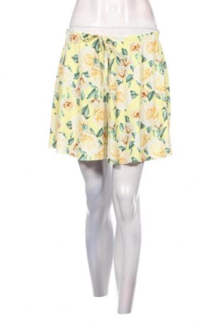 Γυναικείο κοντό παντελόνι Boohoo, Μέγεθος M, Χρώμα Πολύχρωμο, Τιμή 6,39 €