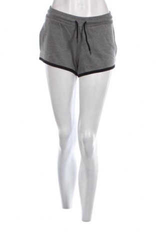 Γυναικείο κοντό παντελόνι Even&Odd, Μέγεθος XS, Χρώμα Γκρί, Τιμή 6,23 €