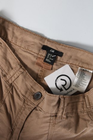 Дамски къс панталон H&M, Размер XS, Цвят Бежов, Цена 19,00 лв.