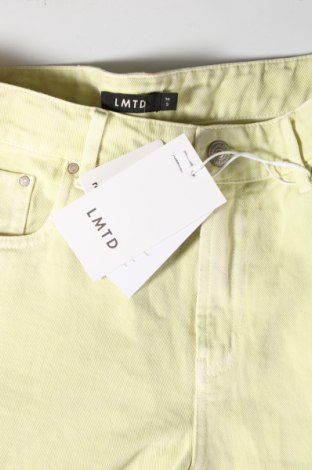 Дамски къс панталон LMTD, Размер M, Цвят Зелен, Цена 10,80 лв.
