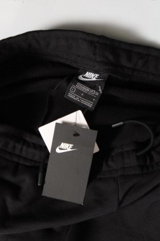 Dámske kraťasy  Nike, Veľkosť L, Farba Čierna, Cena  52,58 €
