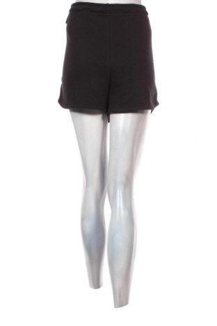 Γυναικείο κοντό παντελόνι Nike, Μέγεθος L, Χρώμα Μαύρο, Τιμή 52,58 €
