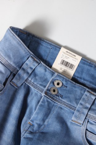 Dámské kraťasy  Pepe Jeans, Velikost L, Barva Modrá, Cena  1 478,00 Kč