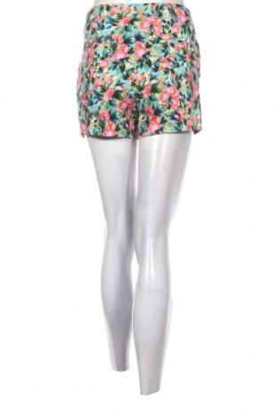 Pantaloni scurți de femei Pimkie, Mărime XS, Culoare Multicolor, Preț 34,67 Lei