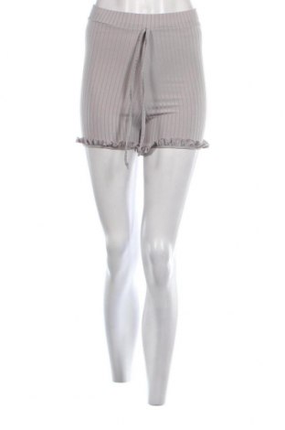 Damen Shorts Pretty Little Thing, Größe M, Farbe Grau, Preis 6,71 €