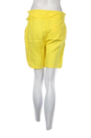 Pantaloni scurți de femei Sandwich_, Mărime XS, Culoare Galben, Preț 73,82 Lei
